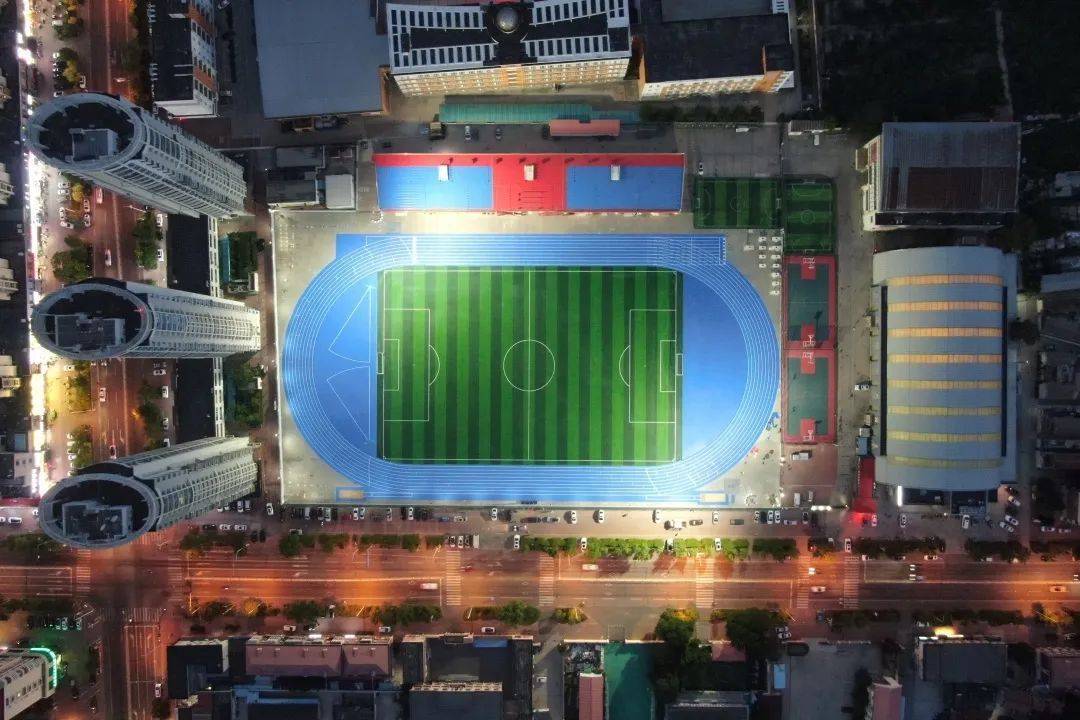 靓！天津市滨海新区这座体育场焕新亮相