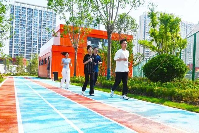 德城区体育公园城南站正式开放！
