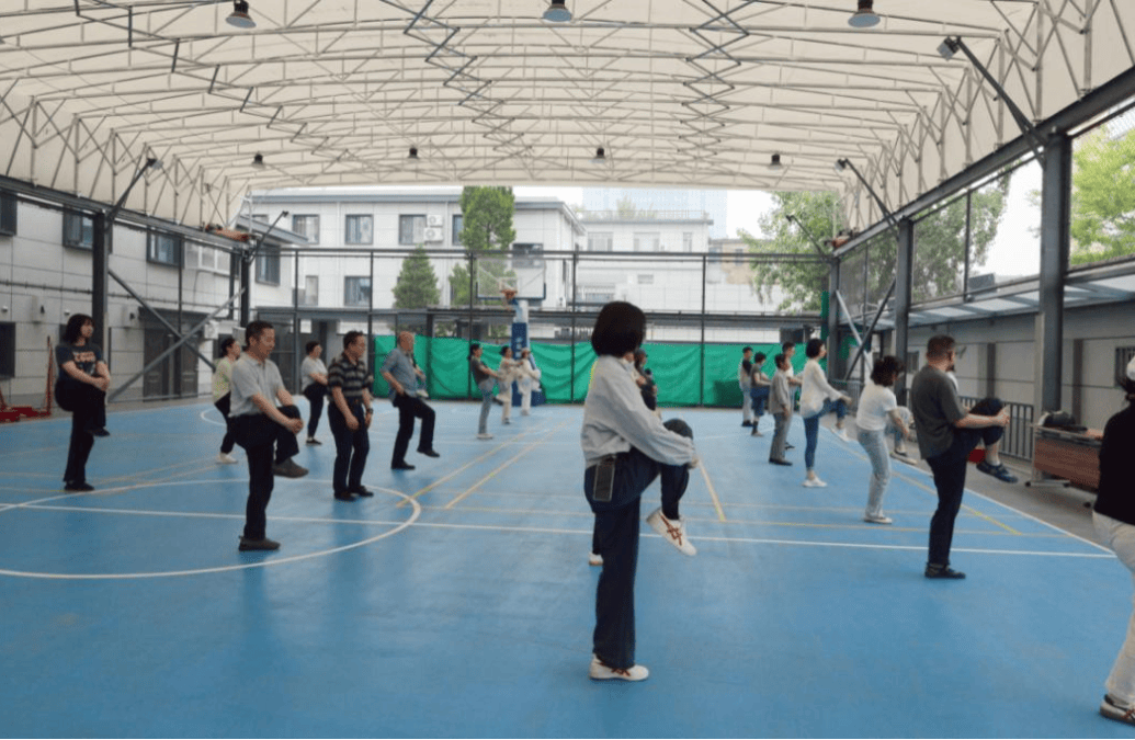 西城区社会体育指导员在行动，“八段锦”进企展活力